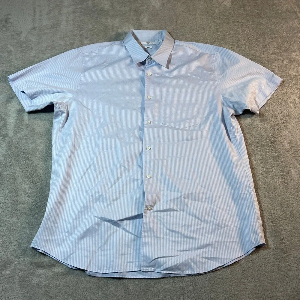 Uniqlo Slim Fit Shirt Men's XXL Blue Striped Short Sleeve‎ Button Up Lightweight